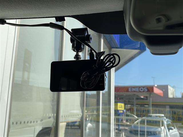 ソリオバンディット ハイブリッドＭＶ　メモリナビ／フルセグテレビ／バックカメラ／片側パワースライドドア／ＥＴＣ／Ｂｌｕｅｔｏｏｔｈ接続／ドライブレコーダー／ＤＶＤ再生機能（18枚目）