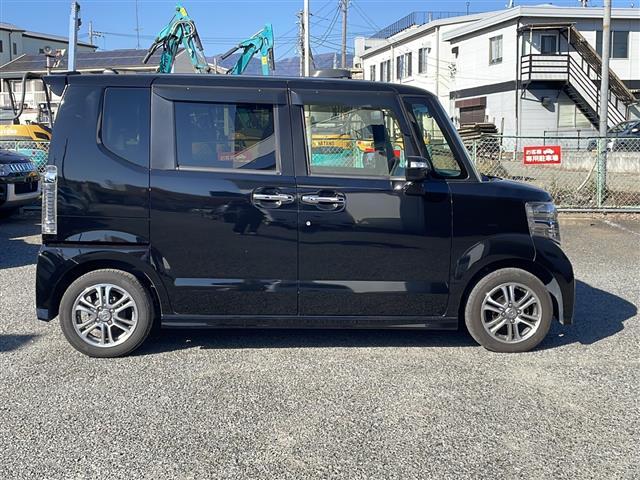 N-BOXカスタム G・Lパッケージ メモリナビ/フルセグテレビ/バックカメラ/片側パワースライドドア/ETC/DVD再生機能/Bluetooth接続(10枚目)