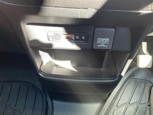 N-BOXカスタム G・Lパッケージ メモリナビ/フルセグテレビ/バックカメラ/片側パワースライドドア/ETC/DVD再生機能/Bluetooth接続(14枚目)