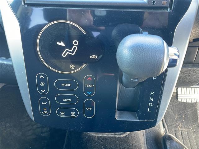 デイズ ハイウェイスター　Ｇターボ　／メモリ純正ナビ／フルセグテレビ／純正アルミホイール／全方位カメラ／ＣＤチェンジャー（12枚目）