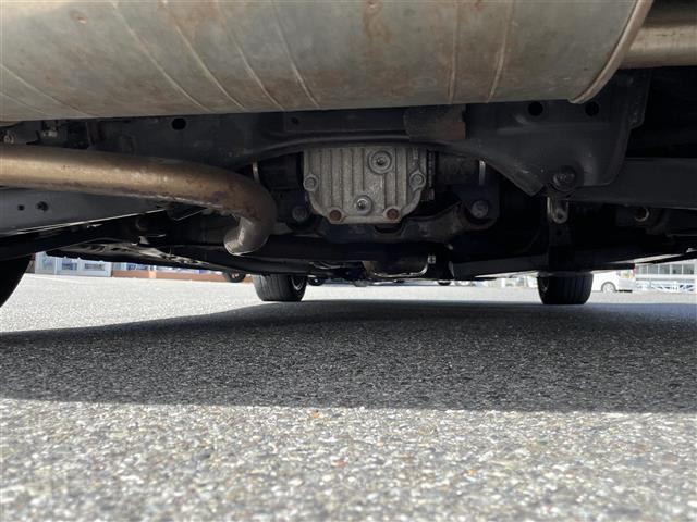 インプレッサスポーツ １．６ｉ－Ｌアイサイト　◇４ＷＤ◇パイオニア製メモリーナビ（ＡＶＩＣ－ＲＺ９００）・ＣＤ／ＤＶＤ・フルセグＴＶ／ＢＴ接続◇バックカメラ◇ＥＴＣ◇レーダークルーズコントロール◇パドルシフト◇純正Ｆマット／純正ＡＷ（39枚目）
