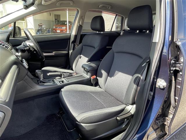 インプレッサスポーツ １．６ｉ－Ｌアイサイト　プラウドエディション　◇４ＷＤ◇パナソニック製ＳＤナビＣＮ－ＲＳ０２Ｄ）・ＣＤ／ＤＶＤ・フルセグＴＶ／ＢＴ接続◇バックカメラ◇ＥＴＣ◇レーダークルーズコントロール◇純正フロアマット◇純正ＡＷ（22枚目）