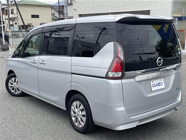 セレナ Ｘ　・純正メモリーナビ（フルセグＴＶ／ＣＤ／ＤＶＤ／Ｂｌｕ－ｒａｙ／ＢＴオーディオ）・アラウンドビューモニター・エマージェンシーブレーキ・セキュリティ＆セーフティパック・両側パワースライドドア（22枚目）