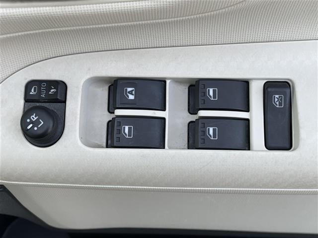 ムーヴキャンバス Xリミテッド SAII ・純正メモリーナビ(フルセグTV・CD・DVD・BTオーディオ)スマートアシストII・両側パワースライドドア・スマートキー・新車時保証書・取扱説明書・ナビ取扱説明書(7枚目)