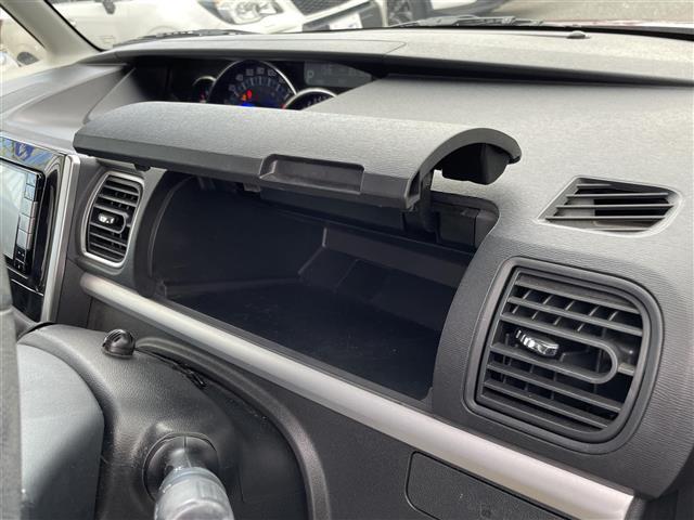 タント カスタムＲＳ　トップエディションＳＡＩＩＩ　純正ＳＤナビ（ＮＳＺＮ－Ｗ６８Ｄ）フルセグＴＶ・ＣＤ／ＤＶＤ・ＢＴ接続・バックカメラ・ドライブレコーダー・ハーフレザー・Ｄ席シートヒーター・両側パワースライドドア・スマートキーｘ２（10枚目）