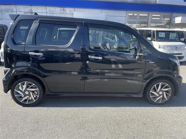 ワゴンＲスティングレー ハイブリッドＸ（11枚目）