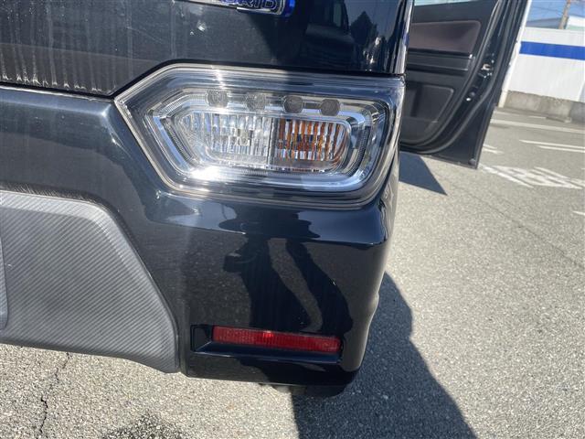 ワゴンＲスティングレー ハイブリッドＸ（14枚目）