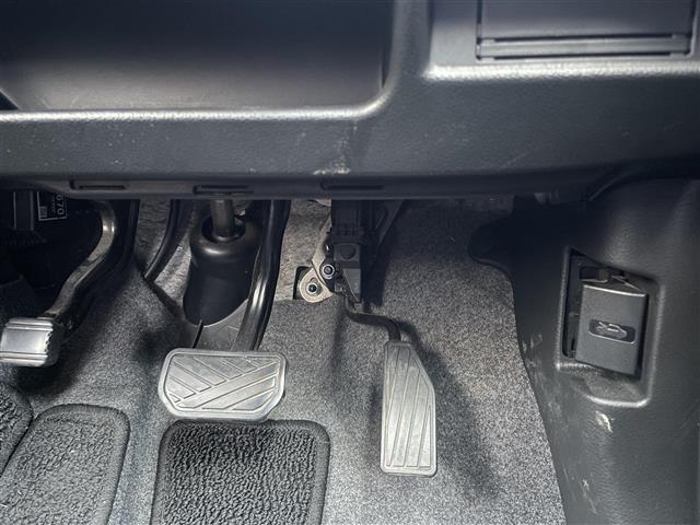 ワゴンＲスティングレー ハイブリッドＸ（32枚目）