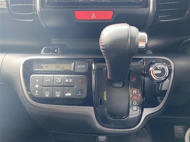 N-BOXカスタム G・ターボLパッケージ(10枚目)