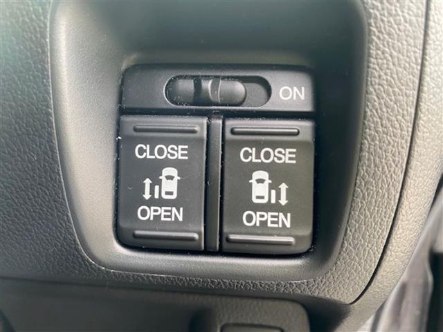 N-BOXカスタム G・ターボLパッケージ(11枚目)