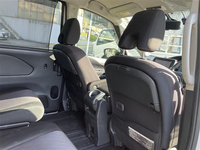 セレナ ハイウェイスターＧ（4枚目）