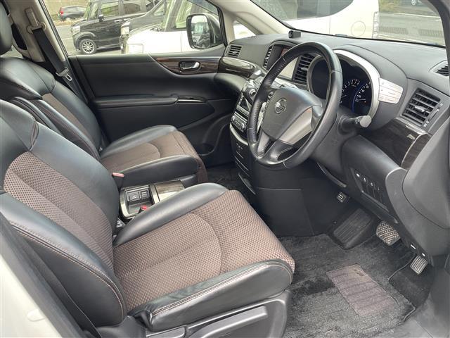 エルグランド ２５０ハイウェイスターアーバンクロム（17枚目）