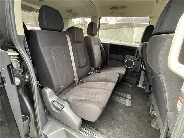 デリカＤ：５ Ｇ　パワーパッケージ（10枚目）