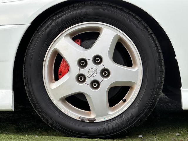 シルビア Ｋ’ｓ　エアロ　スーパーハイキャスパッケージ　サンルーフ／純正５速ＭＴ／パールホワイトオールペン済／純正オプションＮＩＳＭＯスポーツマフラー／ＧＡＢ車高調／ＤＥＰＯＲＡＣＩＮＧ油温・水温・ブースト３連メーター／純正１６インチアルミホイール／エアロ（23枚目）