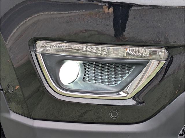 ジープ・コンパス リミテッド 4WD/レザーシート/レーダークルーズコントロール/Beatsサウンド/パーキングアシスト/ブラインドスポット/純正ナビゲーション/バックカメラ/Bluetooth/地デジTV/ドライブレコーダー(17枚目)