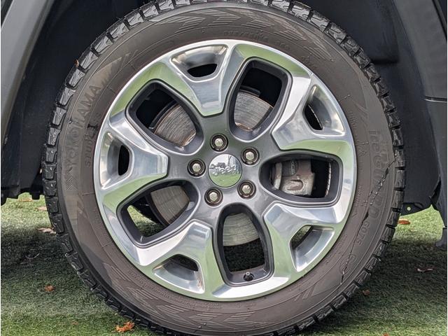 ジープ・コンパス リミテッド 4WD/レザーシート/レーダークルーズコントロール/Beatsサウンド/パーキングアシスト/ブラインドスポット/純正ナビゲーション/バックカメラ/Bluetooth/地デジTV/ドライブレコーダー(23枚目)