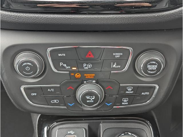 ジープ・コンパス リミテッド 4WD/レザーシート/レーダークルーズコントロール/Beatsサウンド/パーキングアシスト/ブラインドスポット/純正ナビゲーション/バックカメラ/Bluetooth/地デジTV/ドライブレコーダー(29枚目)