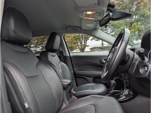 ジープ・コンパス リミテッド 4WD/レザーシート/レーダークルーズコントロール/Beatsサウンド/パーキングアシスト/ブラインドスポット/純正ナビゲーション/バックカメラ/Bluetooth/地デジTV/ドライブレコーダー(37枚目)