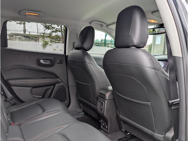 ジープ・コンパス リミテッド 4WD/レザーシート/レーダークルーズコントロール/Beatsサウンド/パーキングアシスト/ブラインドスポット/純正ナビゲーション/バックカメラ/Bluetooth/地デジTV/ドライブレコーダー(39枚目)