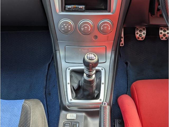 インプレッサ WRX STi アプライドモデルE/タイミングベルト交換済み/RECAROバケットシート/ナルディステアリング/ステアリング脱着ボス/HKSエアクリーナー/マッドガード/ETC(43枚目)