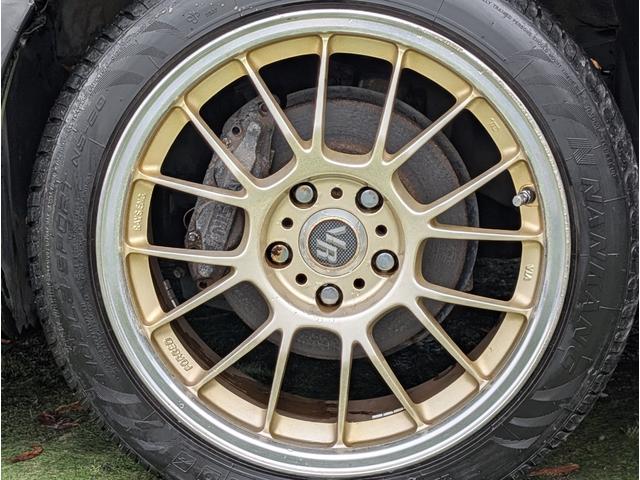 フェアレディＺ ３００ＺＸ　ツインカム２４バルブＶ６エンジン／大型リアスポイラー／エアロパーツ／ＲＡＹＳ　ＶＯＬＫＲＡＣＩＮＧ　ＬＥ３７アルミホイール／ナルディステアリング／Ｔバールーフ／純正マニュアルミッション／（22枚目）