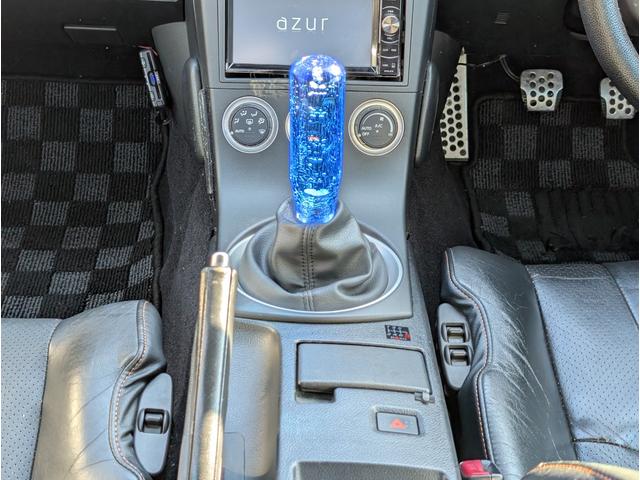 フェアレディZ バージョンST フジツボマフラー/純正6MT/ディープコーンステアリング/トランクスポイラー/アイライン/レザーシート/ヒーター付きパワーシート/HID/(36枚目)