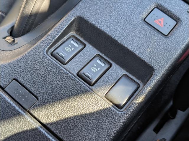 フェアレディZ バージョンST フジツボマフラー/純正6MT/ディープコーンステアリング/トランクスポイラー/アイライン/レザーシート/ヒーター付きパワーシート/HID/(40枚目)