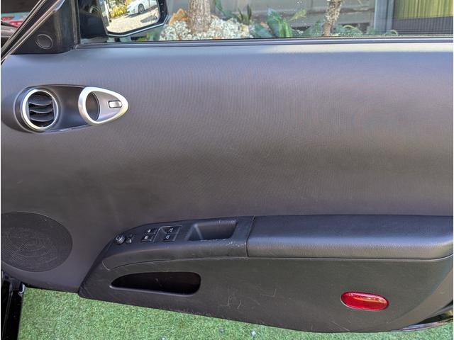 フェアレディZ バージョンST フジツボマフラー/純正6MT/ディープコーンステアリング/トランクスポイラー/アイライン/レザーシート/ヒーター付きパワーシート/HID/(49枚目)