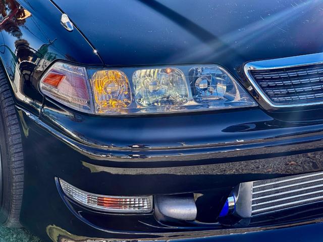 マークII ツアラーＶ　ブラックオールペン／純正５速ＭＴ／ハイフロータービン／Ｋ＆Ｎエアクリ／ＢＬＩＴＺラジエター／前置インタークーラ／ＡＰＥＸｉＦＣコマンダー・ブーストコントロールバルブ／車高調／ＲＡＹＳアルミ／外マフラー（14枚目）