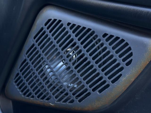 マークII ツアラーＶ　ブラックオールペン／純正５速ＭＴ／ハイフロータービン／Ｋ＆Ｎエアクリ／ＢＬＩＴＺラジエター／前置インタークーラ／ＡＰＥＸｉＦＣコマンダー・ブーストコントロールバルブ／車高調／ＲＡＹＳアルミ／外マフラー（31枚目）