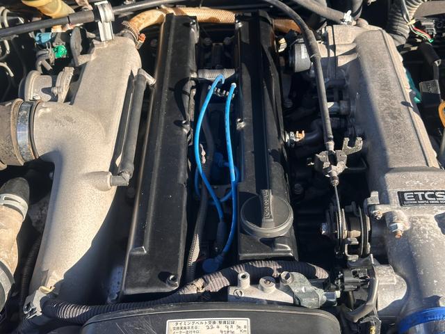 マークII ツアラーＶ　ブラックオールペン／純正５速ＭＴ／ハイフロータービン／Ｋ＆Ｎエアクリ／ＢＬＩＴＺラジエター／前置インタークーラ／ＡＰＥＸｉＦＣコマンダー・ブーストコントロールバルブ／車高調／ＲＡＹＳアルミ／外マフラー（70枚目）