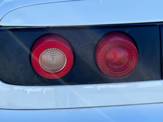 フェアレディZ バージョンS ツインターボ 5型後期モデル/VeilSideエアロ/AVSモデル5アルミホイール/純正5MT/柿本改2本出しマフラー/車高調/Tバールーフ/フェラーリ風テールランプ/タイミングベルト交換済み/(21枚目)