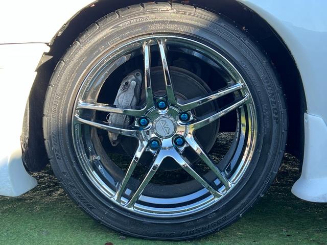 フェアレディZ バージョンS ツインターボ 5型後期モデル/VeilSideエアロ/AVSモデル5アルミホイール/純正5MT/柿本改2本出しマフラー/車高調/Tバールーフ/フェラーリ風テールランプ/タイミングベルト交換済み/(23枚目)