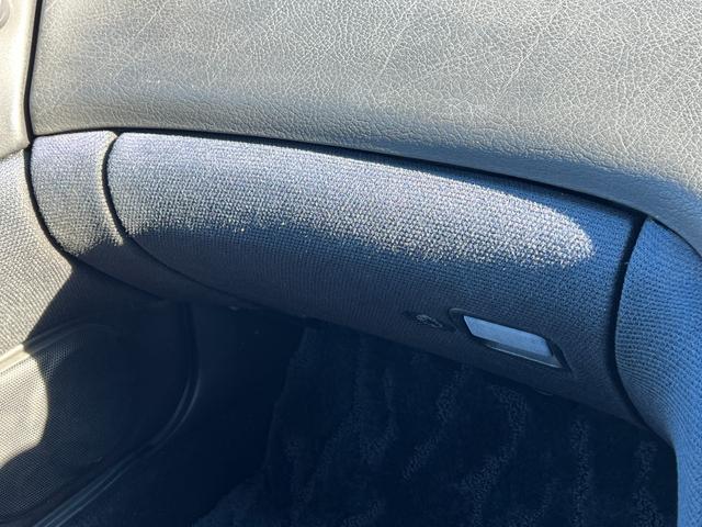 フェアレディZ バージョンS ツインターボ 5型後期モデル/VeilSideエアロ/AVSモデル5アルミホイール/純正5MT/柿本改2本出しマフラー/車高調/Tバールーフ/フェラーリ風テールランプ/タイミングベルト交換済み/(66枚目)