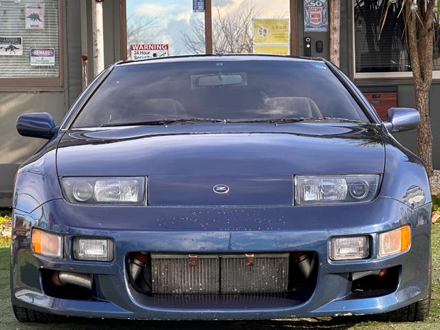 フェアレディＺ バージョンＳ　ツインターボ　Ｔバールーフ／ＨＫＳＥＶＣブースト／４点式シートベルト／マフラー温度計／ブースト圧計／ブローオフバルブ／マナレイスポーツＭＳ－６ハイパー１８インチＡＷ／トラストマフラー／トラストエアロパーツ／車高調（8枚目）