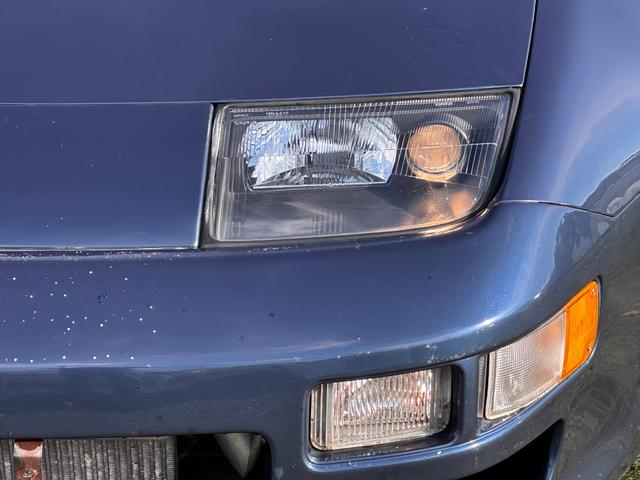 フェアレディＺ バージョンＳ　ツインターボ　Ｔバールーフ／ＨＫＳＥＶＣブースト／４点式シートベルト／マフラー温度計／ブースト圧計／ブローオフバルブ／マナレイスポーツＭＳ－６ハイパー１８インチＡＷ／トラストマフラー／トラストエアロパーツ／車高調（18枚目）