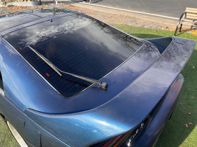 フェアレディＺ バージョンＳ　ツインターボ　Ｔバールーフ／ＨＫＳＥＶＣブースト／４点式シートベルト／マフラー温度計／ブースト圧計／ブローオフバルブ／マナレイスポーツＭＳ－６ハイパー１８インチＡＷ／トラストマフラー／トラストエアロパーツ／車高調（22枚目）