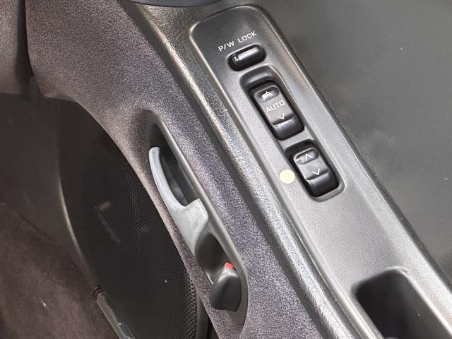 フェアレディＺ バージョンＳ　ツインターボ　Ｔバールーフ／ＨＫＳＥＶＣブースト／４点式シートベルト／マフラー温度計／ブースト圧計／ブローオフバルブ／マナレイスポーツＭＳ－６ハイパー１８インチＡＷ／トラストマフラー／トラストエアロパーツ／車高調（56枚目）