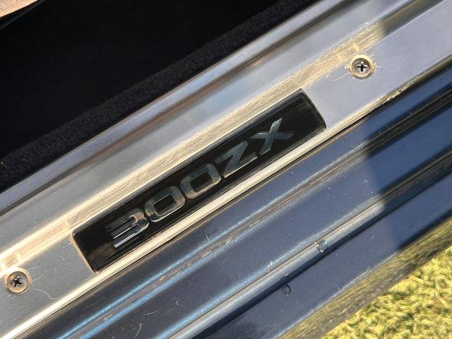 フェアレディＺ バージョンＳ　ツインターボ　Ｔバールーフ／ＨＫＳＥＶＣブースト／４点式シートベルト／マフラー温度計／ブースト圧計／ブローオフバルブ／マナレイスポーツＭＳ－６ハイパー１８インチＡＷ／トラストマフラー／トラストエアロパーツ／車高調（61枚目）