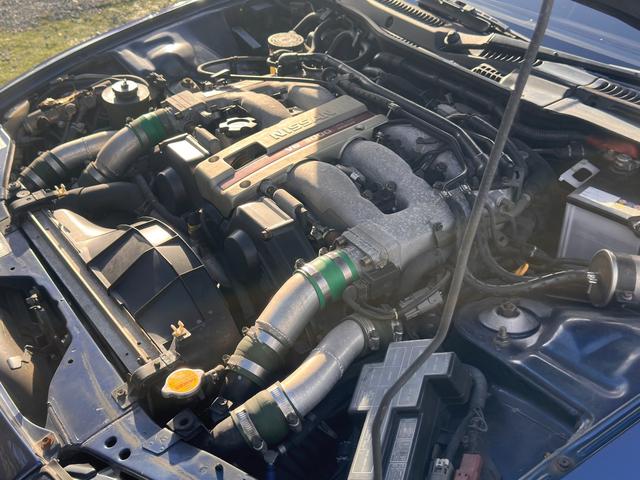 フェアレディＺ バージョンＳ　ツインターボ　Ｔバールーフ／ＨＫＳＥＶＣブースト／４点式シートベルト／マフラー温度計／ブースト圧計／ブローオフバルブ／マナレイスポーツＭＳ－６ハイパー１８インチＡＷ／トラストマフラー／トラストエアロパーツ／車高調（74枚目）