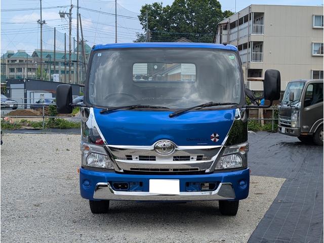 トヨエース 花見台自動車セーフティローダー　積載車／低傾斜角／１５０馬力／バックカメラ／前後ドラレコ／キーレス／ラジコン／４，０００ｃｃディーゼルターボ／６ＭＴ／ウインチ／作業灯／メッキパーツ／ＥＴＣ（10枚目）