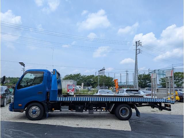 トヨエース 花見台自動車セーフティローダー　積載車／低傾斜角／１５０馬力／バックカメラ／前後ドラレコ／キーレス／ラジコン／４，０００ｃｃディーゼルターボ／６ＭＴ／ウインチ／作業灯／メッキパーツ／ＥＴＣ（14枚目）