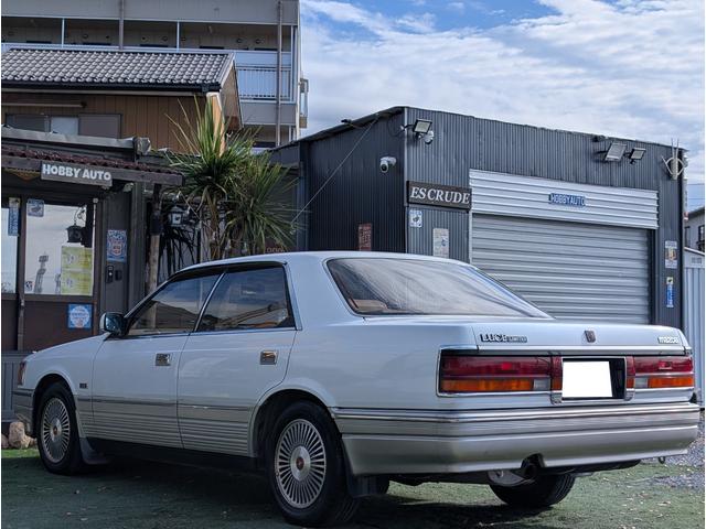 ルーチェ V6-2000 リミテッド V6/実走行!/レザーシート/集中ドアロック/オートエアコン/純正アルミホイール/ノーマル車両/フォグランプ(12枚目)