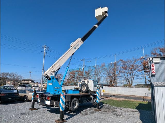 エルフトラック 　ＴＡＤＡＮＯ　ＡＴ－１２０ＴＧ／作業半径１１ｍ／地上高１２ｍ／積載荷重２００ｋｇ／１００Ｖ電源引き込み可能／（3枚目）