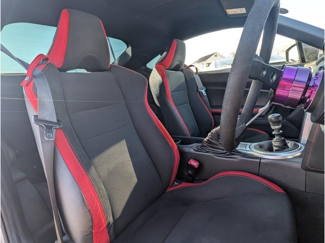 ８６ ＧＴ　後期最終型／純正６速ＭＴ／ＢＬＩＴＺマフラー／ＢＬＩＴＺ車高調／ＢＬＩＴＺエアクリーナー／ＭＯＭＯステアリング／ＮＲＧクイックリリース／ＷＯＲＫＥＭＯＴＩＯＮ１８インチＡＷ／社外Ｆエアロ／ナビ／ＢＴ／（44枚目）