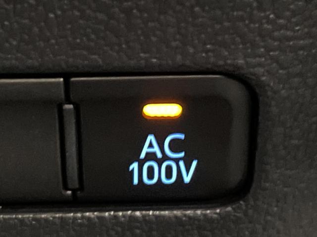 プリウス Ｓツーリングセレクション・ブラックエディション　純正８型ディスプレイオーディオ　レザー調シート　シートヒーター　ＡＣ１００Ｖ　バックカメラ　トヨタセーフティセンス　レーダークルーズ　禁煙車　　ドラレコ　コーナーセンサー（5枚目）