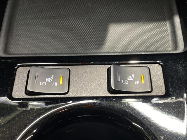 プリウス Ｓツーリングセレクション・ブラックエディション　純正８型ディスプレイオーディオ　レザー調シート　シートヒーター　ＡＣ１００Ｖ　バックカメラ　トヨタセーフティセンス　レーダークルーズ　禁煙車　　ドラレコ　コーナーセンサー（10枚目）