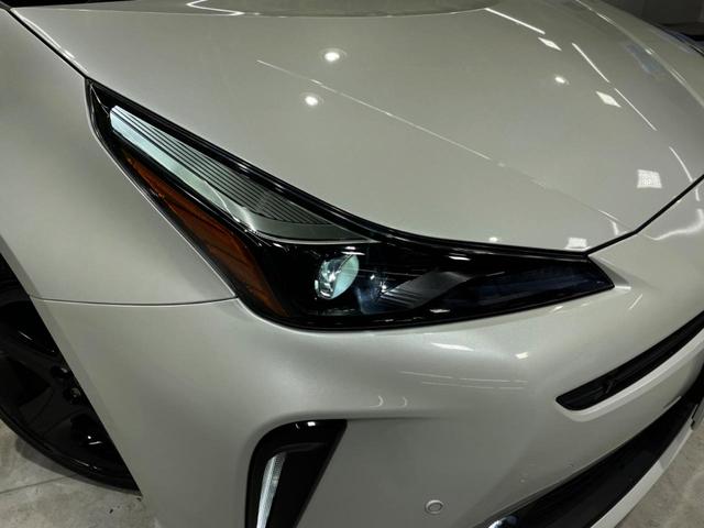 プリウス Ｓツーリングセレクション・ブラックエディション　純正８型ディスプレイオーディオ　レザー調シート　シートヒーター　ＡＣ１００Ｖ　バックカメラ　トヨタセーフティセンス　レーダークルーズ　禁煙車　　ドラレコ　コーナーセンサー（14枚目）
