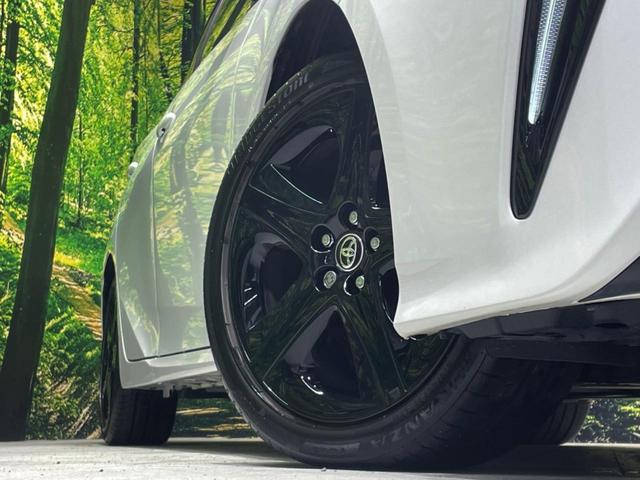 プリウス Ｓツーリングセレクション・ブラックエディション　純正８型ディスプレイオーディオ　レザー調シート　シートヒーター　ＡＣ１００Ｖ　バックカメラ　トヨタセーフティセンス　レーダークルーズ　禁煙車　　ドラレコ　コーナーセンサー（15枚目）