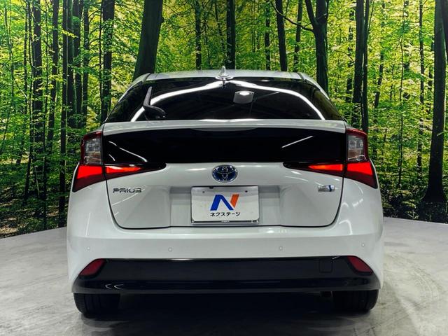 プリウス Ｓツーリングセレクション・ブラックエディション　純正８型ディスプレイオーディオ　レザー調シート　シートヒーター　ＡＣ１００Ｖ　バックカメラ　トヨタセーフティセンス　レーダークルーズ　禁煙車　　ドラレコ　コーナーセンサー（17枚目）